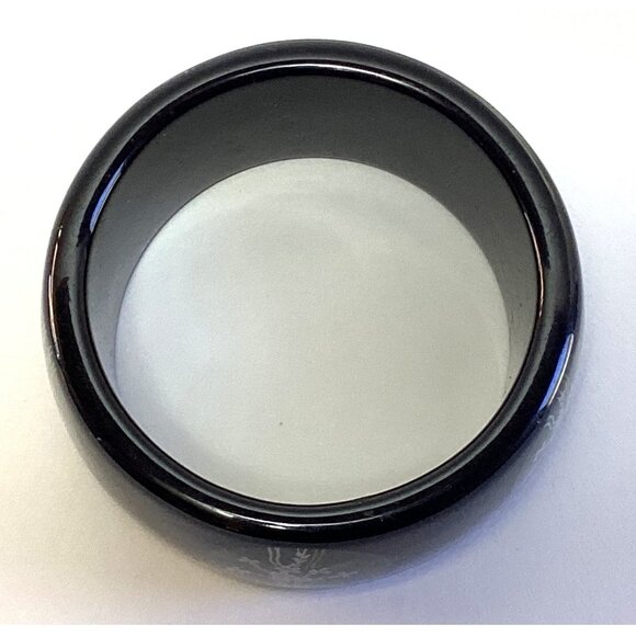 Vintage 1970s Chunky Wide Black Lucite Bangle Bracelet with Encased Floral Motif - Picture 5 of 5